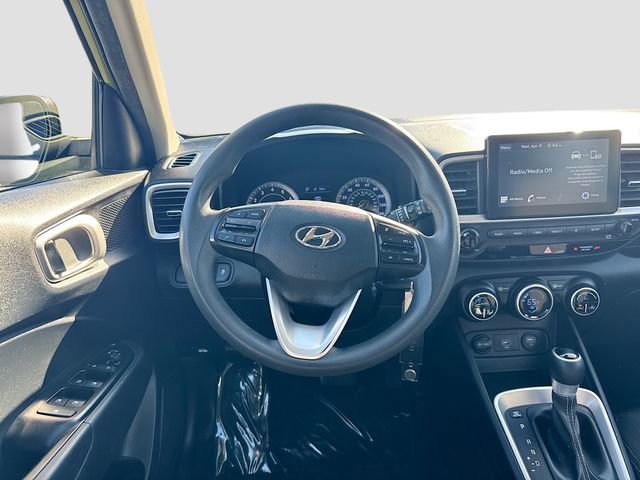 Used 2020 Hyundai Venue SEL image 20