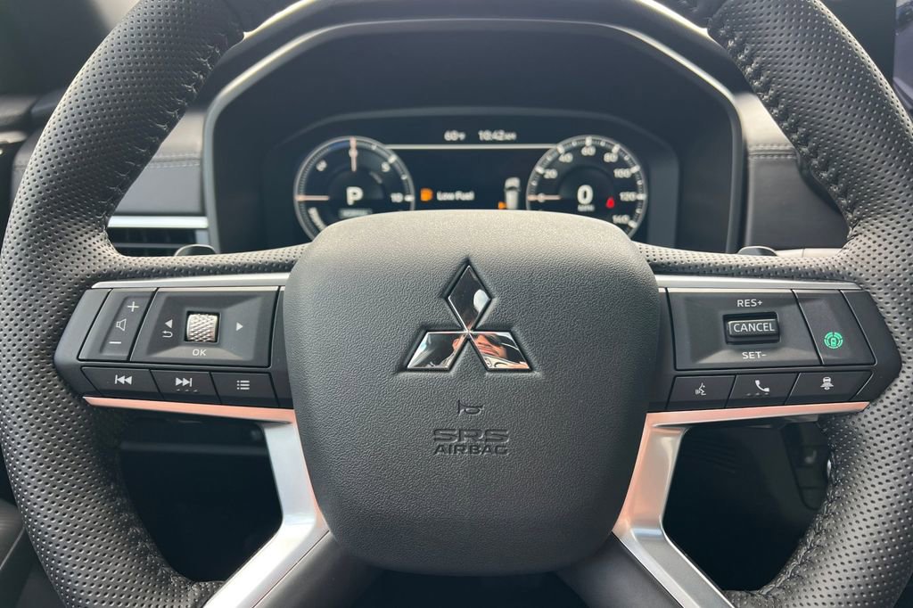 New 2025 Mitsubishi Outlander SEL Black Edition image 25