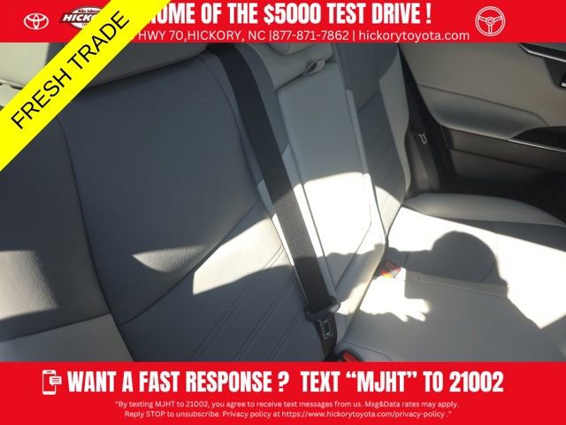 Used 2020 Toyota RAV4 XLE Premium image 11