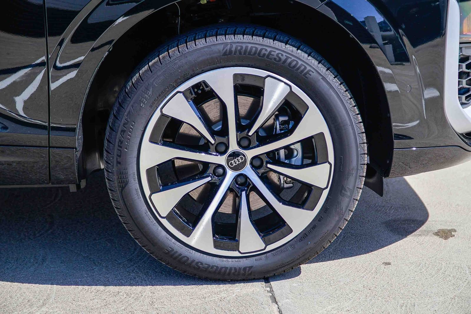 New 2026 Audi Q3 quattro 2.0T image 9