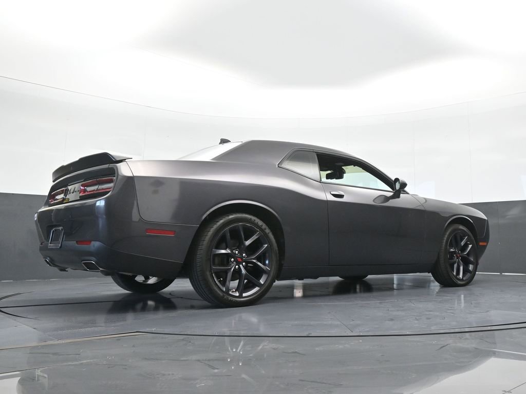 Used 2022 Dodge Challenger SXT w/ Driver Convenience Group RWD image 50