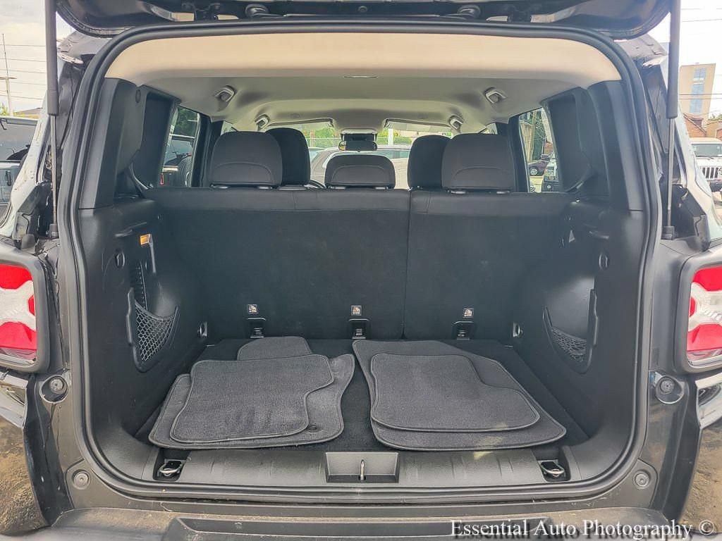 Certified 2020 Jeep Renegade Altitude FWD image 20