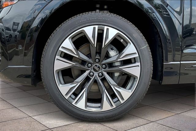 New 2025 Audi Q8 Premium Plus image 11