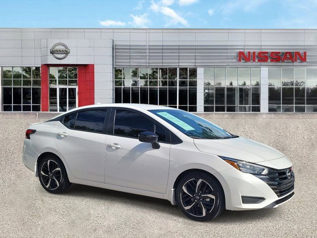 Certified 2023 Nissan Versa SR w/ Trunk Package image 2
