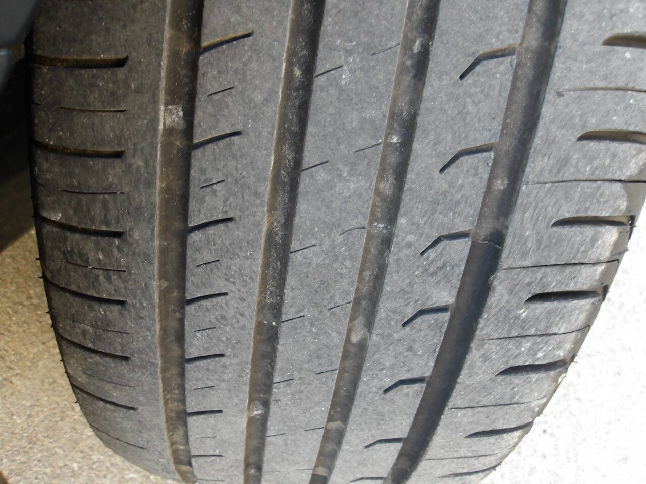 Used 2012 Ford Focus Titanium FWD image 43
