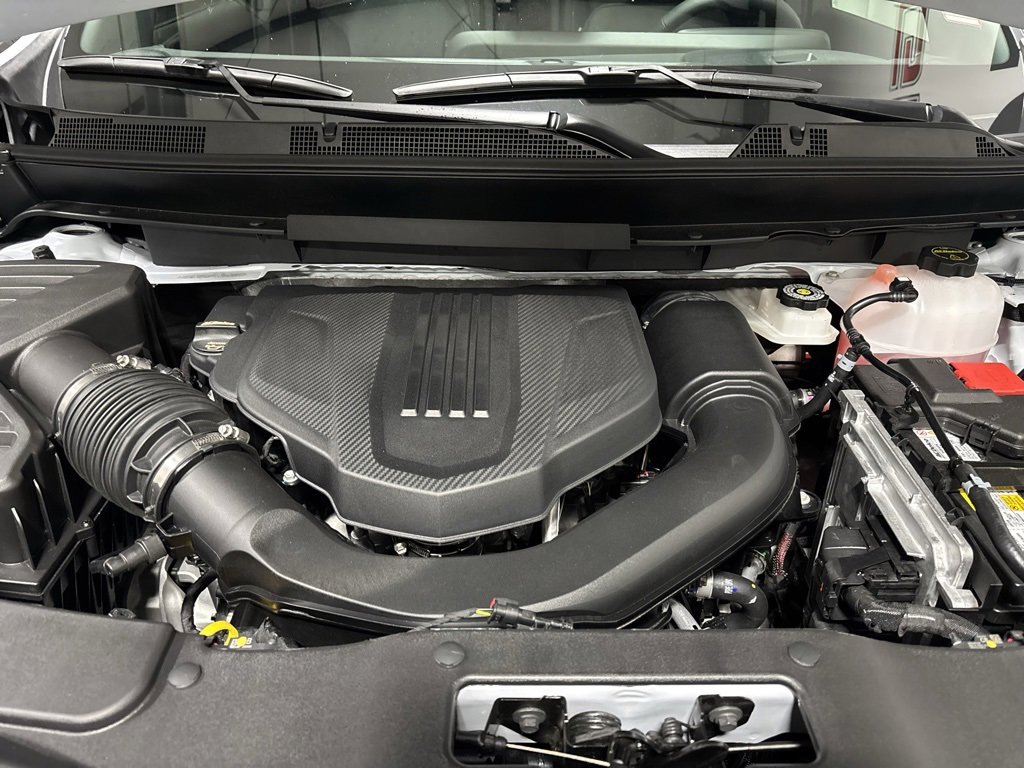 New 2026 Chevrolet Traverse LT w/ Enhanced Driving Package image 4