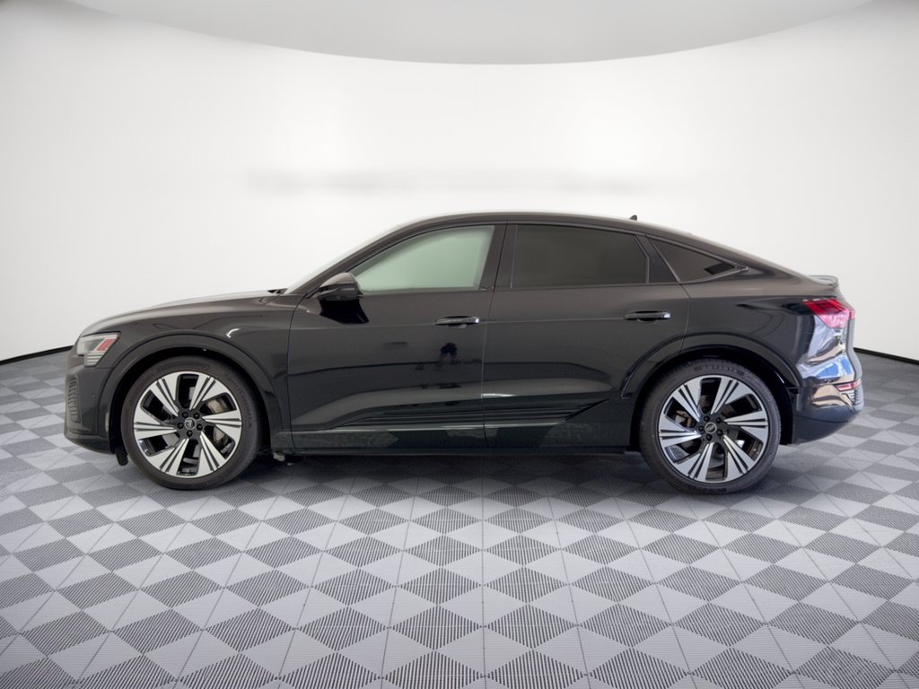 Used 2024 Audi Q8 e-tron Prestige AWD/4WD image 2