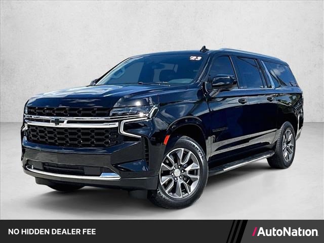 Used 2023 Chevrolet Suburban LS RWD image 1