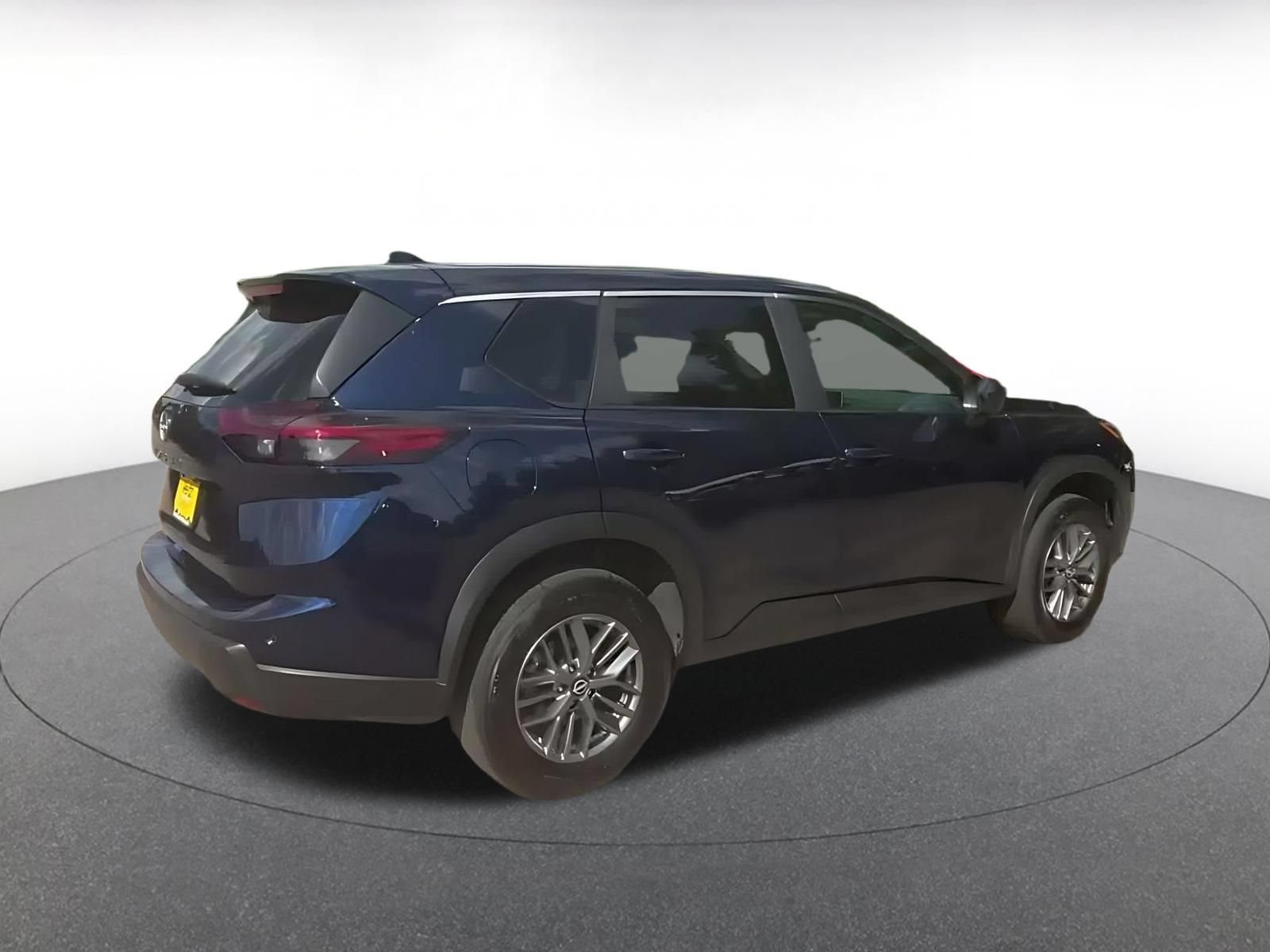 Used 2026 Nissan Rogue SV FWD image 15