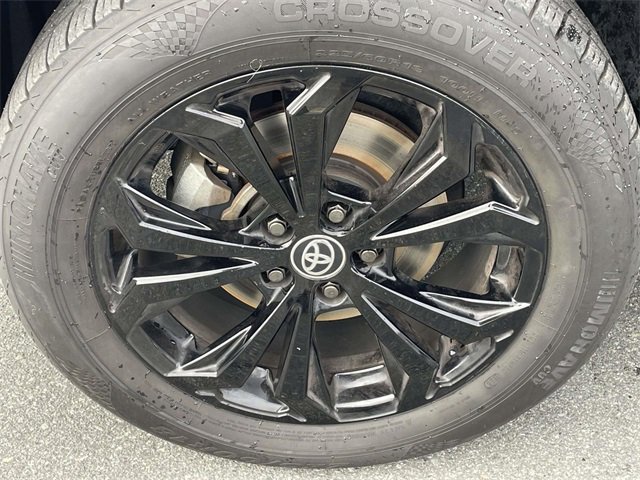 Used 2023 Toyota RAV4 SE image 14