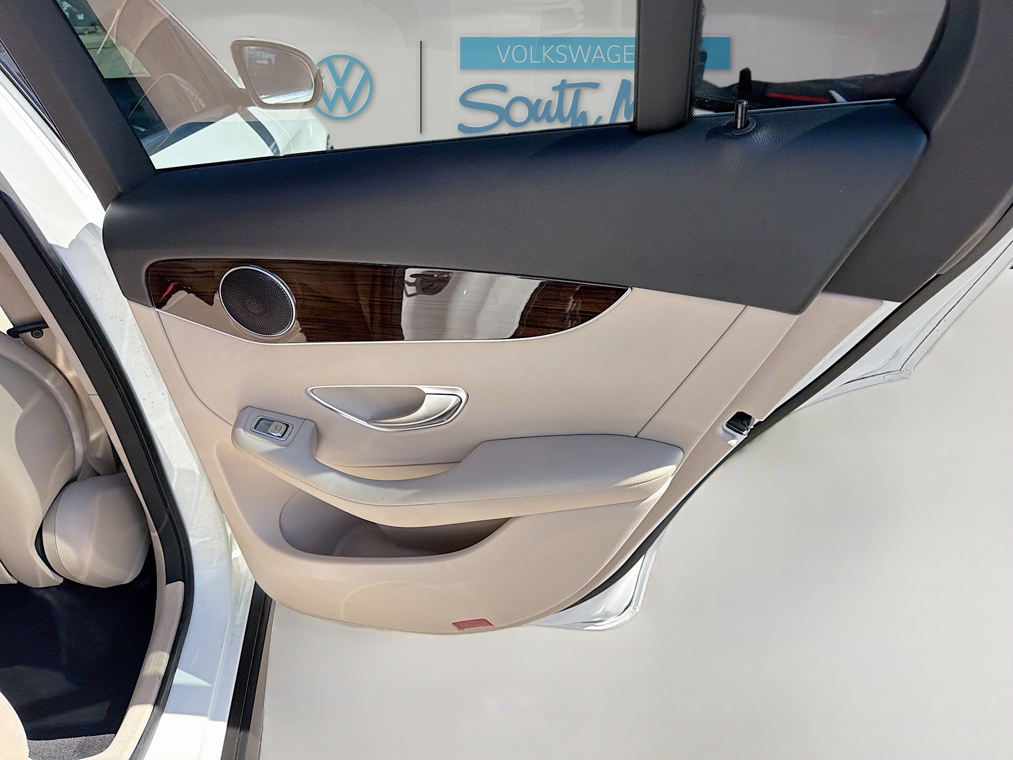 Used 2020 Mercedes-Benz GLC 300 image 30