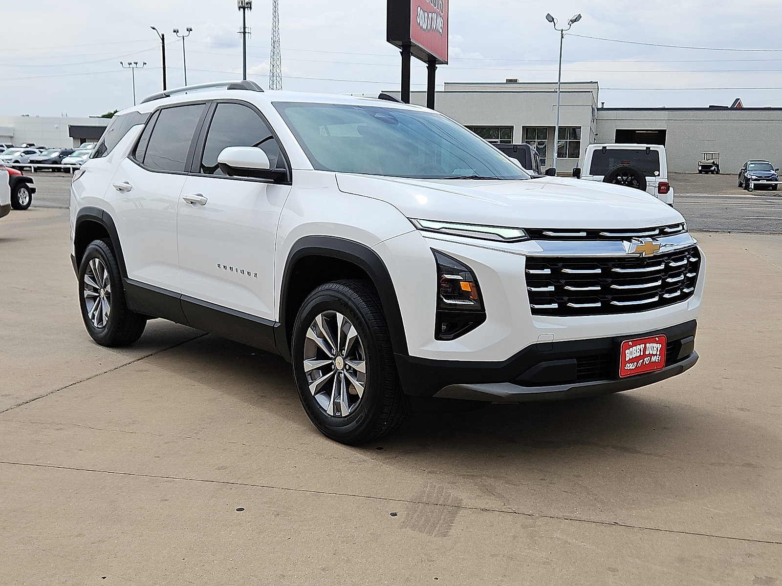 Used 2025 Chevrolet Equinox LT w/ Convenience Package II FWD image 4