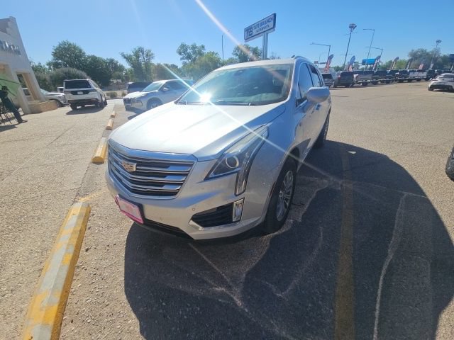 Used 2017 Cadillac XT5 Luxury w/ Driver Awareness Package FWD image 1