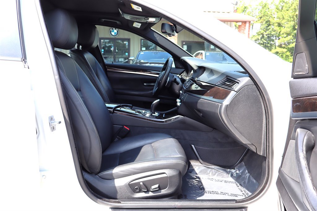 Used 2016 BMW 535i Sedan RWD image 19