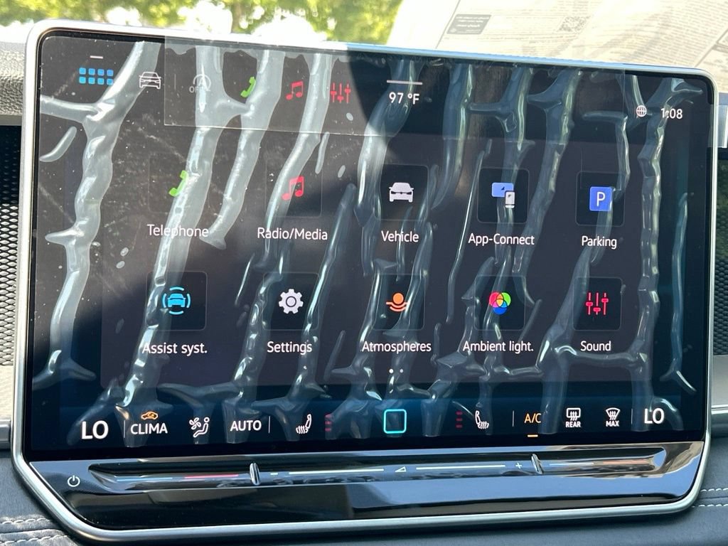 New 2026 Volkswagen Tiguan SE FWD image 35