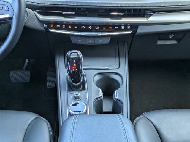 Used 2025 Cadillac XT4 Premium Luxury FWD image 18