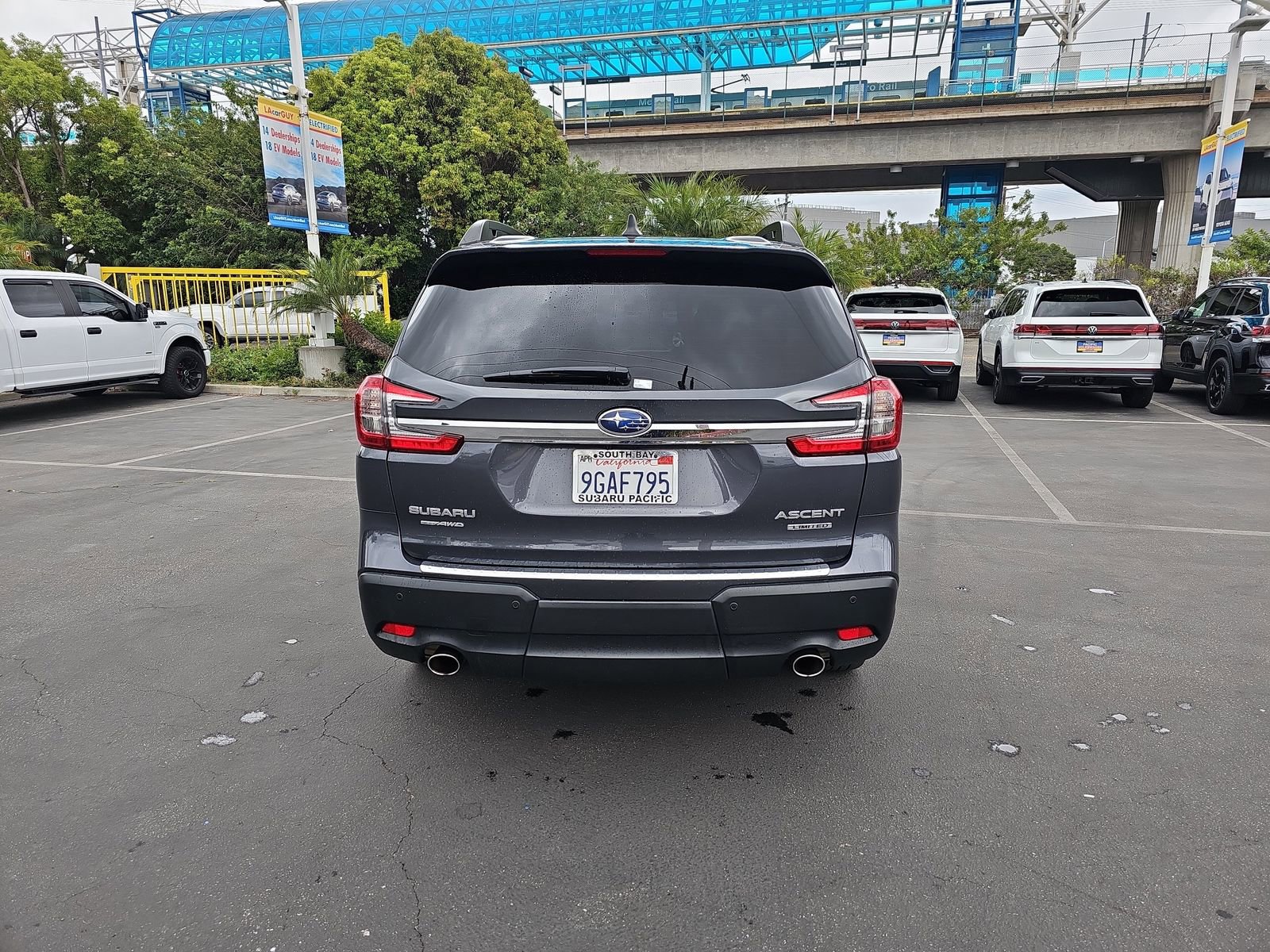 Certified 2023 Subaru Ascent Limited w/ Technology Package image 13