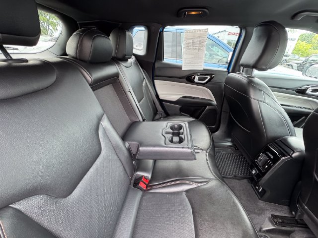 Used 2023 Jeep Compass Limited AWD/4WD image 30
