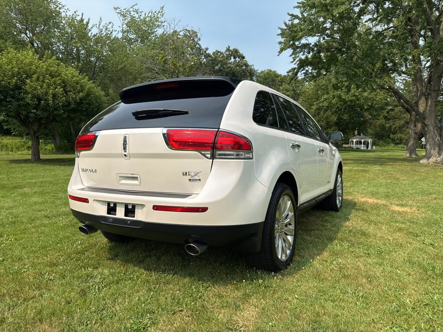 Used 2012 Lincoln MKX AWD image 23
