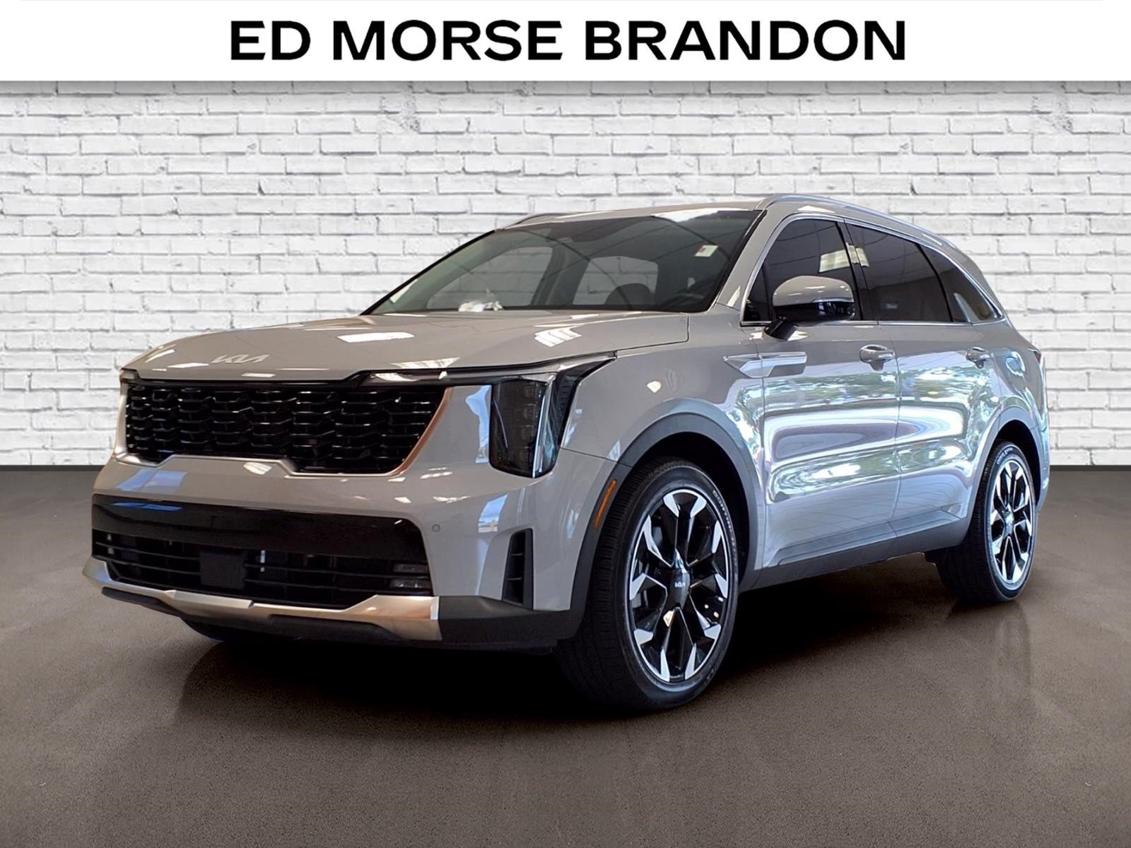 Used 2025 Kia Sorento EX