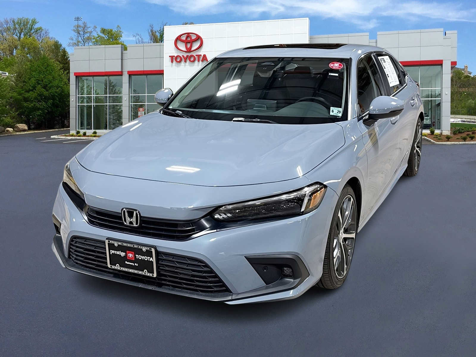 Used 2024 Honda Civic Touring image 1