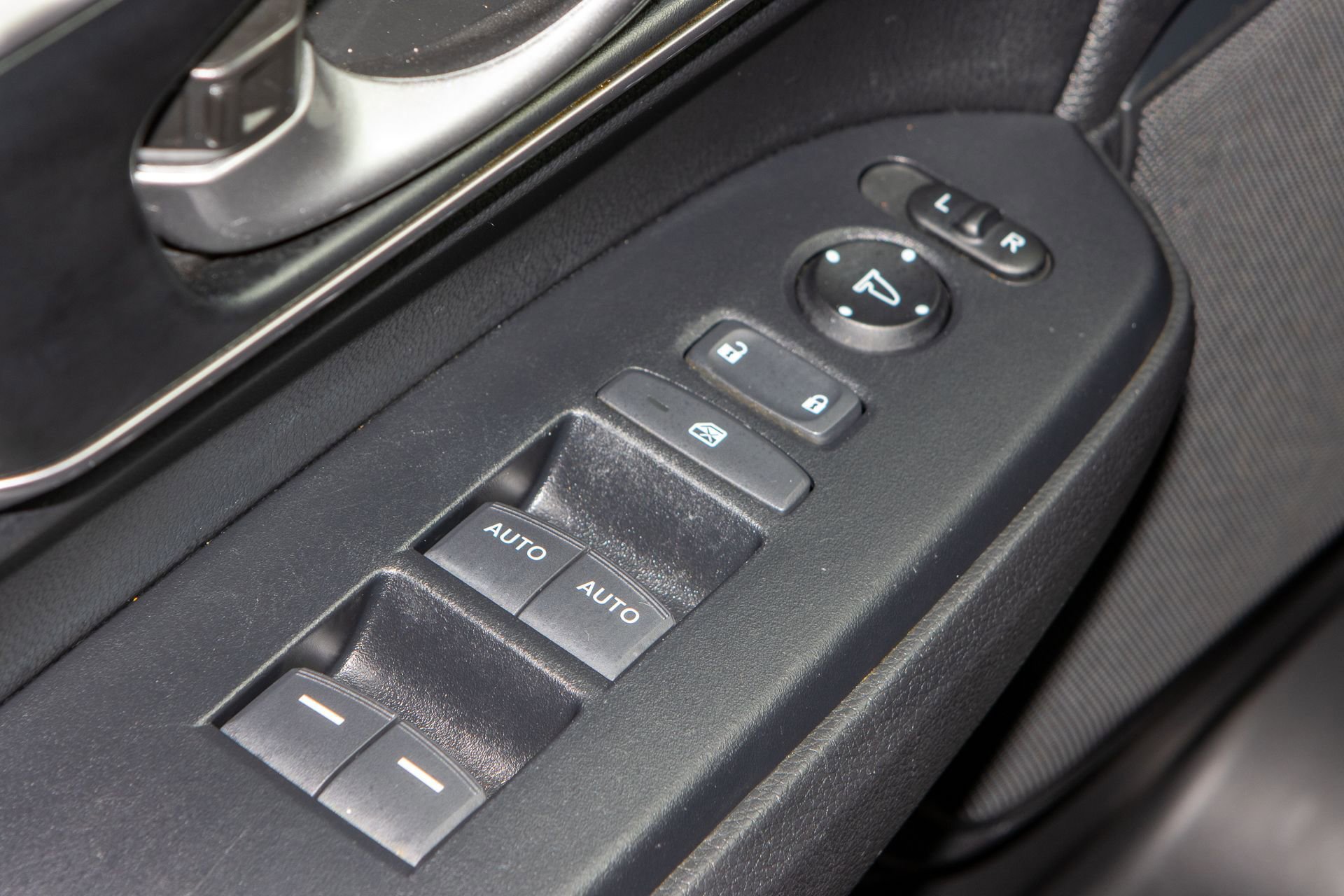 Used 2022 Honda CR-V Touring image 35