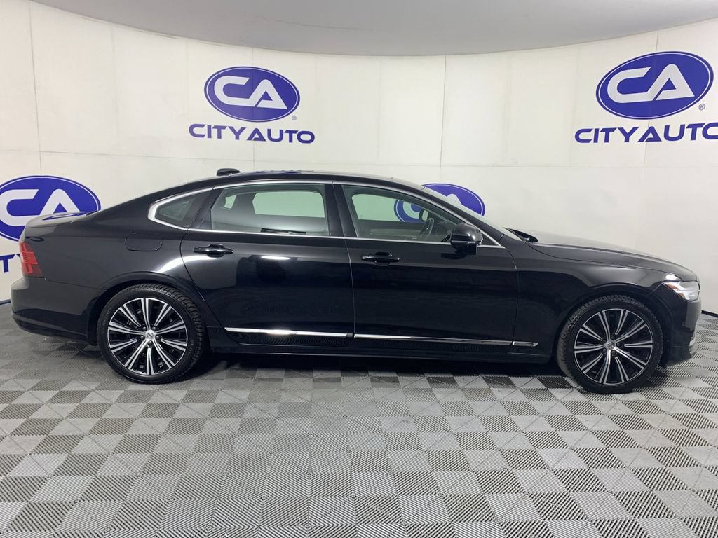 Used 2024 Volvo S90 B6 Plus AWD/4WD image 2