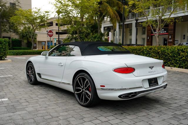 Used 2024 Bentley Continental GT V8 image 53