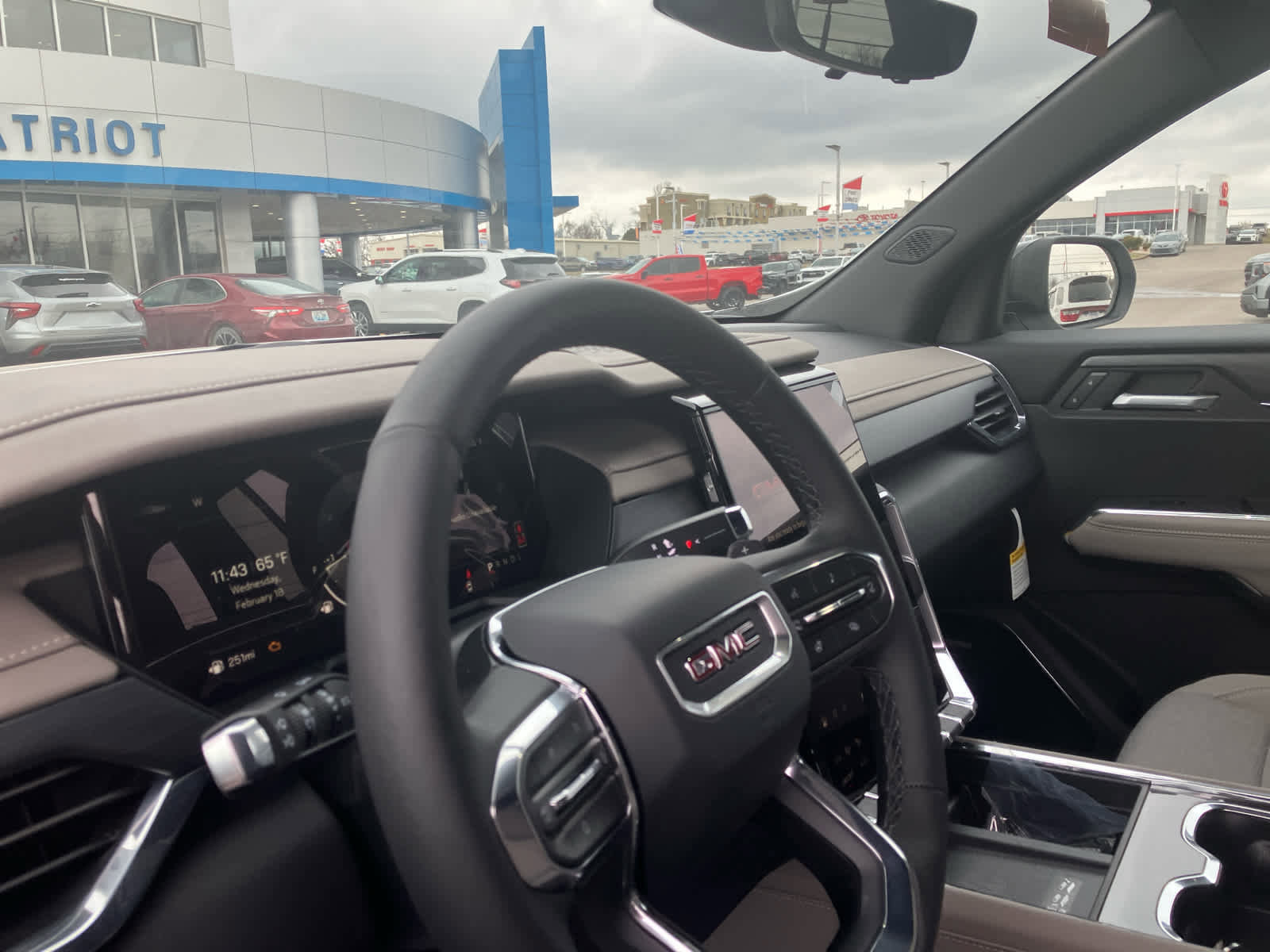 New 2026 GMC Acadia Elevation w/ LPO, Floor Liner Package image 9