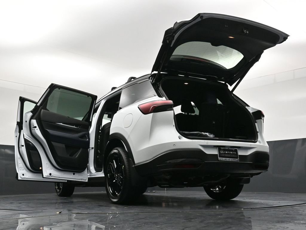 New 2026 INFINITI QX60 Sport w/ Dark Cargo Package image 39