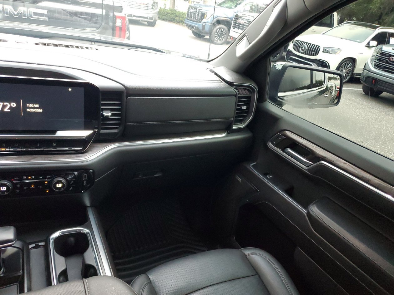 Used 2023 Chevrolet Silverado 1500 LTZ RWD image 15