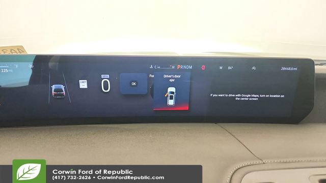 Used 2025 Ford Expedition Platinum w/ Driver's Package image 16