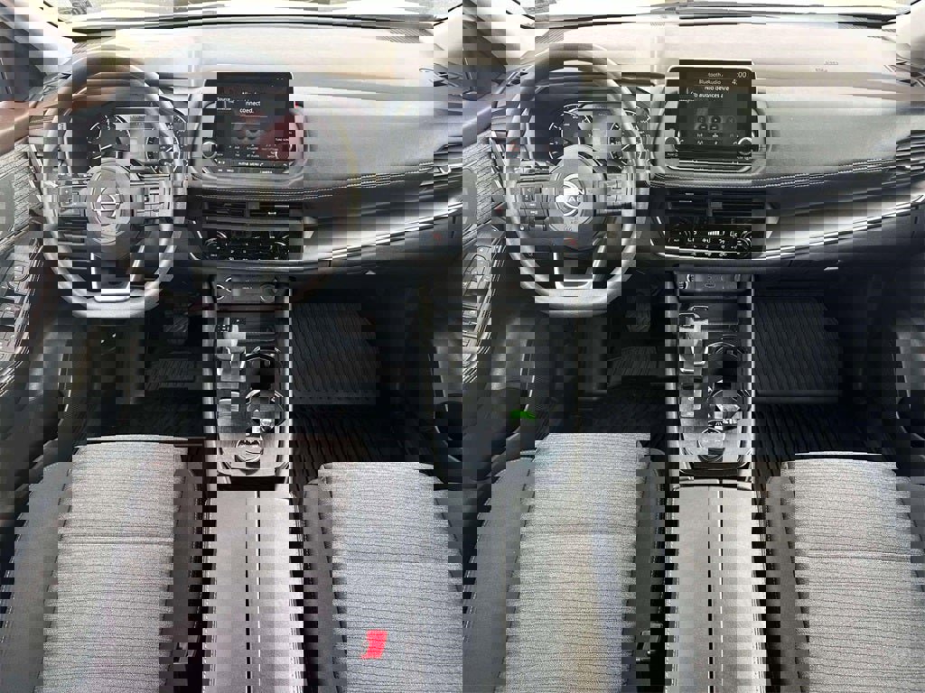 Certified 2023 Nissan Rogue SV image 13