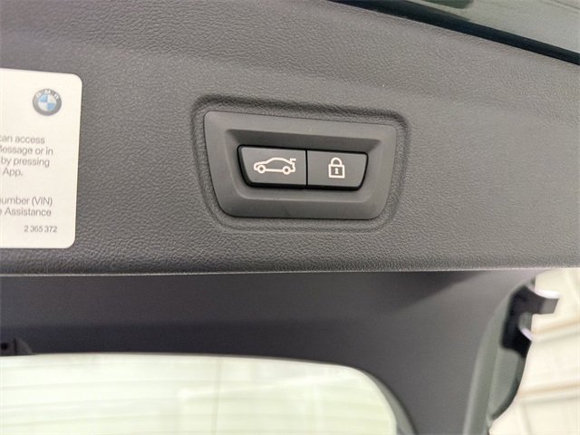 Used 2023 BMW i4 eDrive40 w/ Premium Package image 16