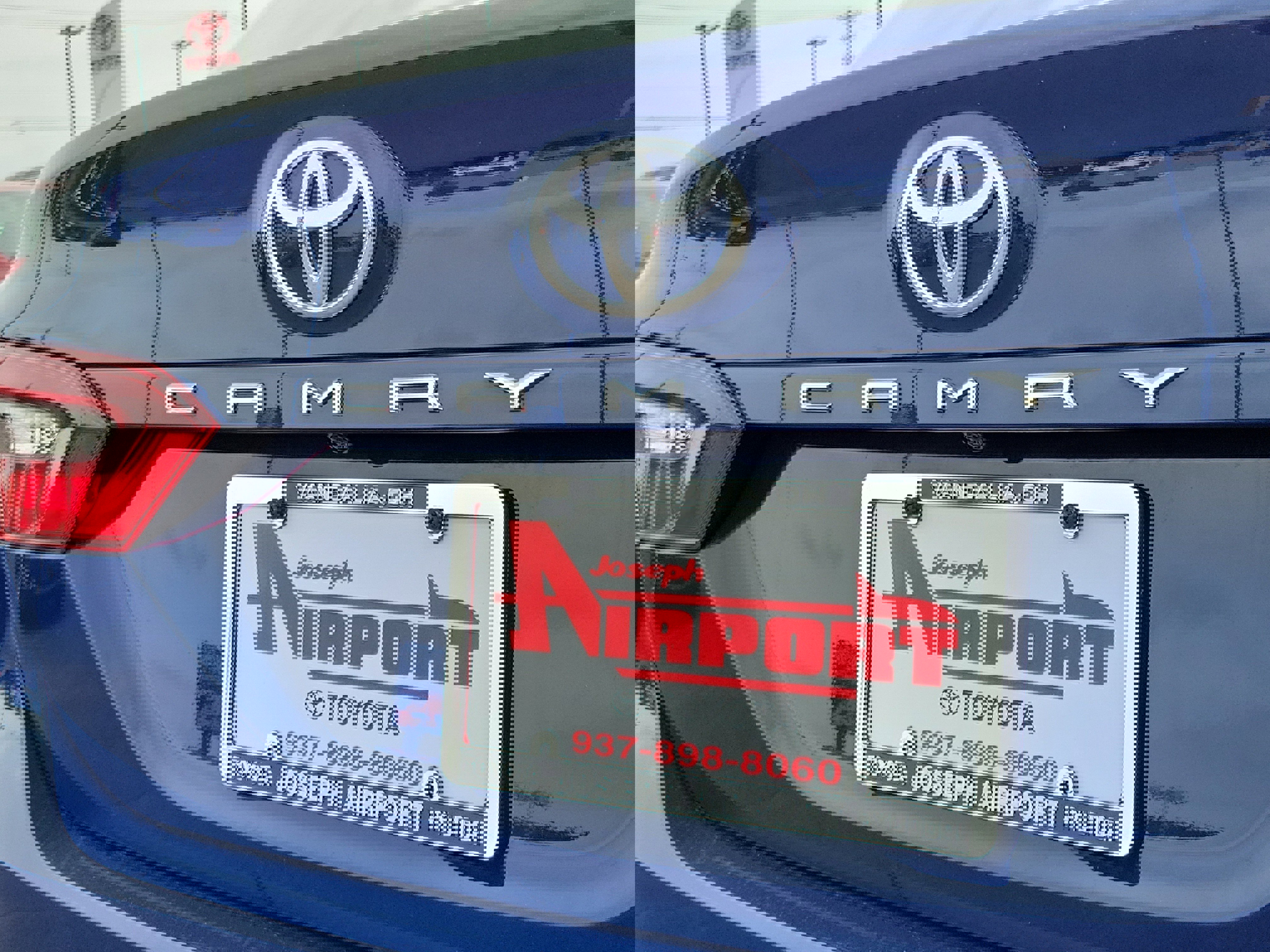 Used 2023 Toyota Camry LE image 6