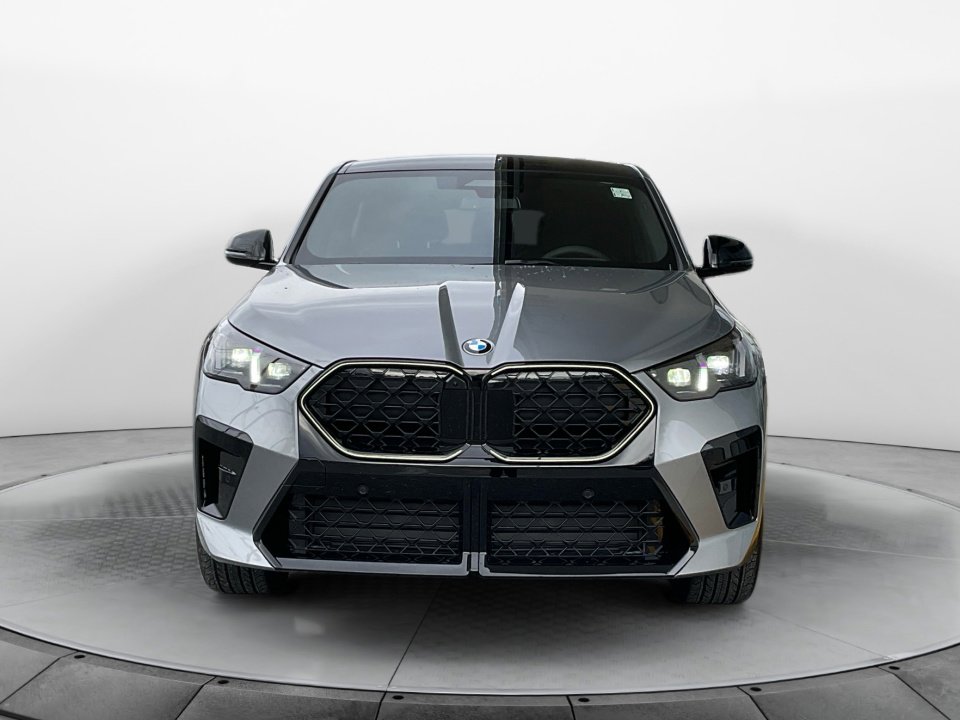 New 2026 BMW X2 xDrive28i w/ Technology Package image 2