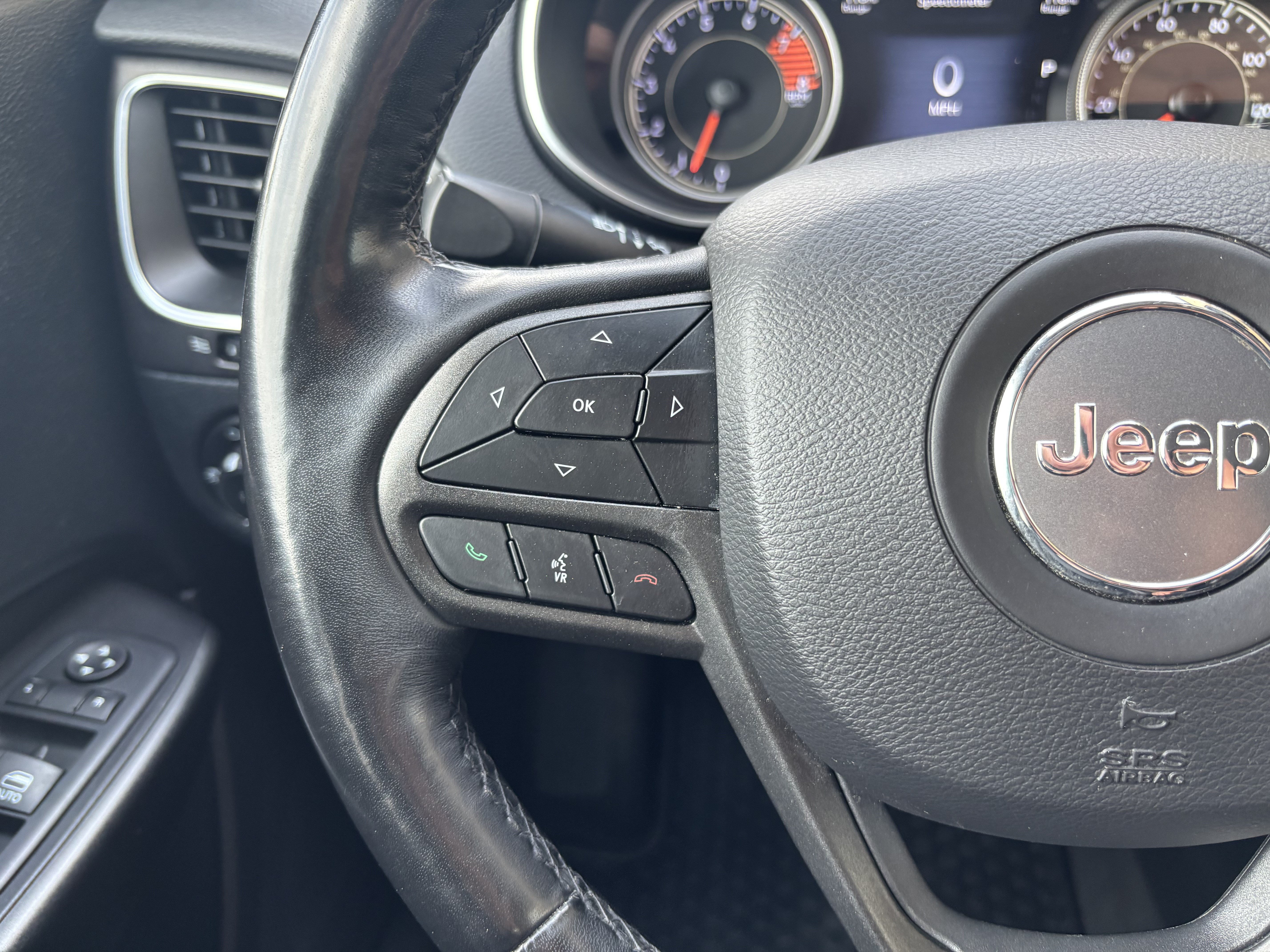 Used 2020 Jeep Cherokee Trailhawk w/ Cold Weather Group AWD/4WD image 16
