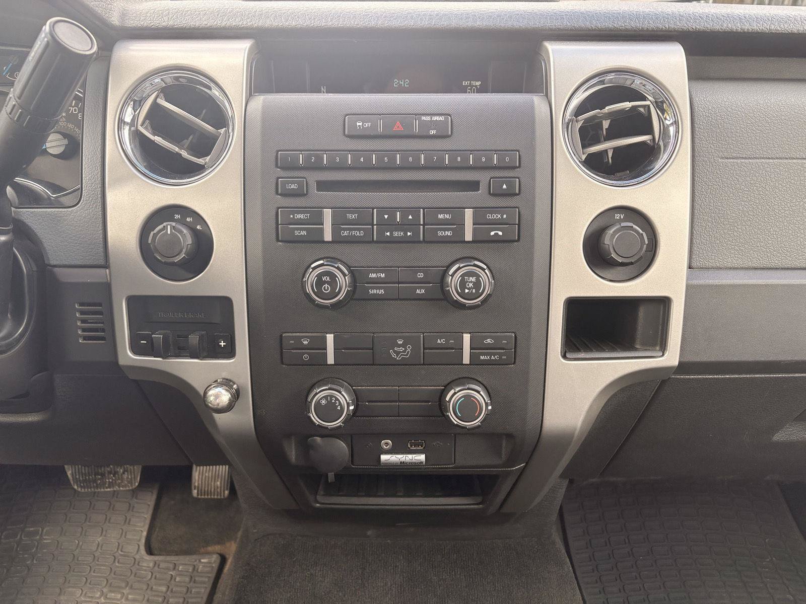 Used 2014 Ford F150 XLT AWD/4WD image 19