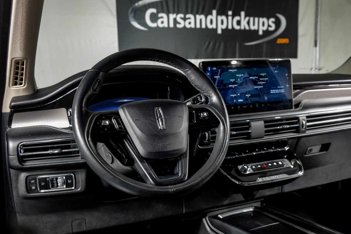 Used 2024 Lincoln Corsair Grand Touring w/ Equipment Group 301A image 15