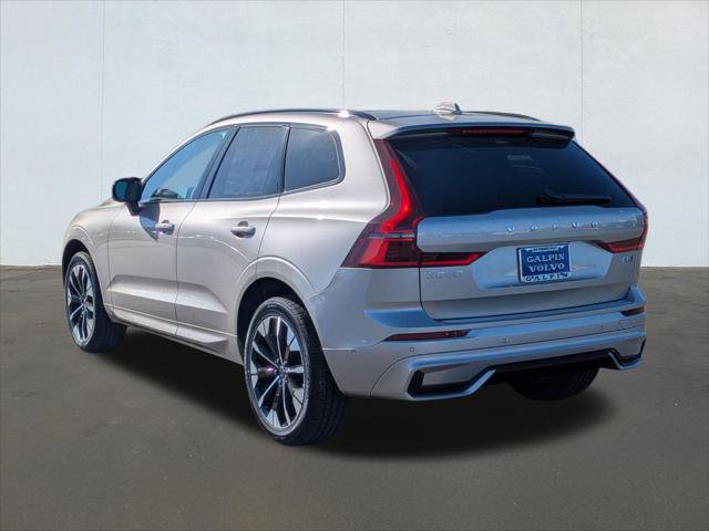New 2026 Volvo XC60 B5 Plus w/ Climate Package PRO image 5