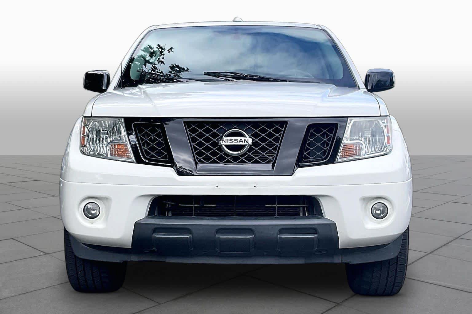 Used 2018 Nissan Frontier SV w/ Value Truck Package RWD image 3
