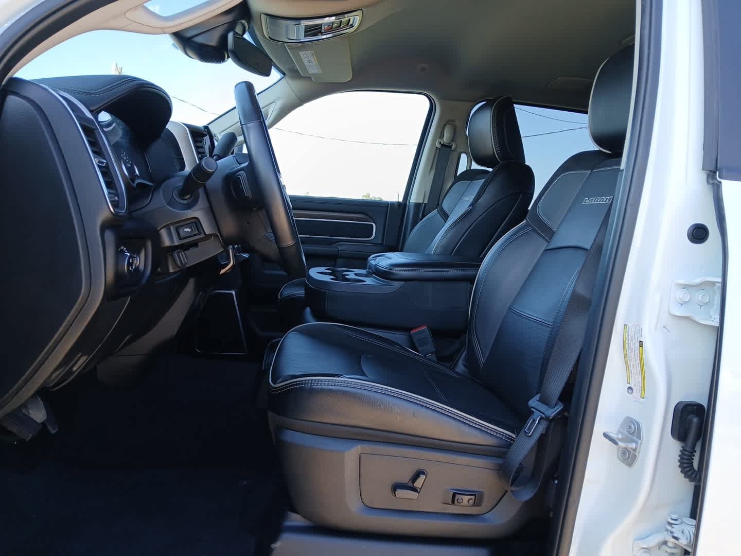 Used 2024 RAM 2500 Laramie w/ Safety Group AWD/4WD image 17
