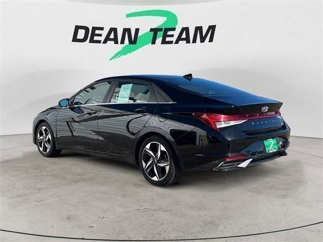 Used 2021 Hyundai Elantra Limited image 7