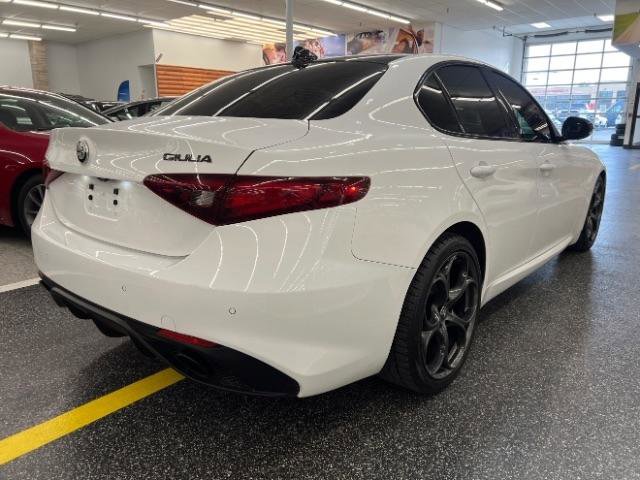 Used 2019 Alfa Romeo Giulia Ti Sport w/ Quick Order Package 22U Sport RWD image 7
