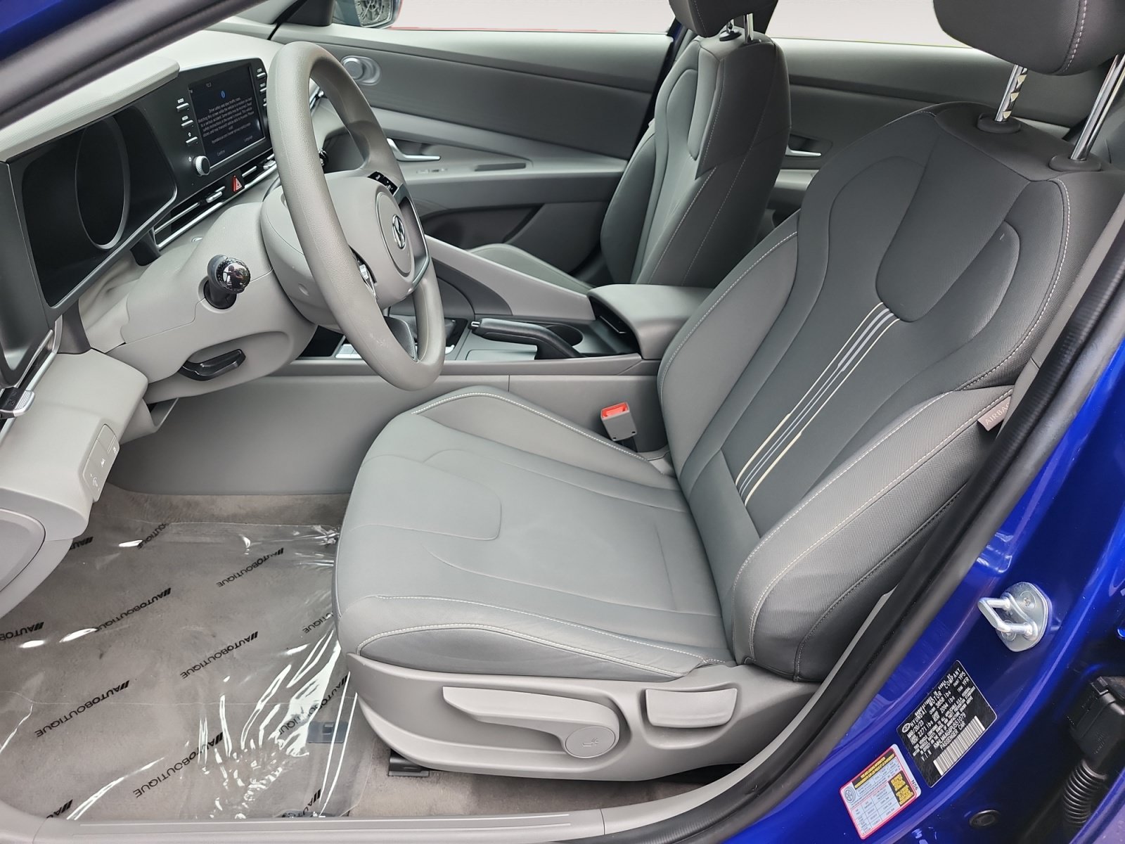 Used 2023 Hyundai Elantra SEL w/ Cargo Package FWD image 10