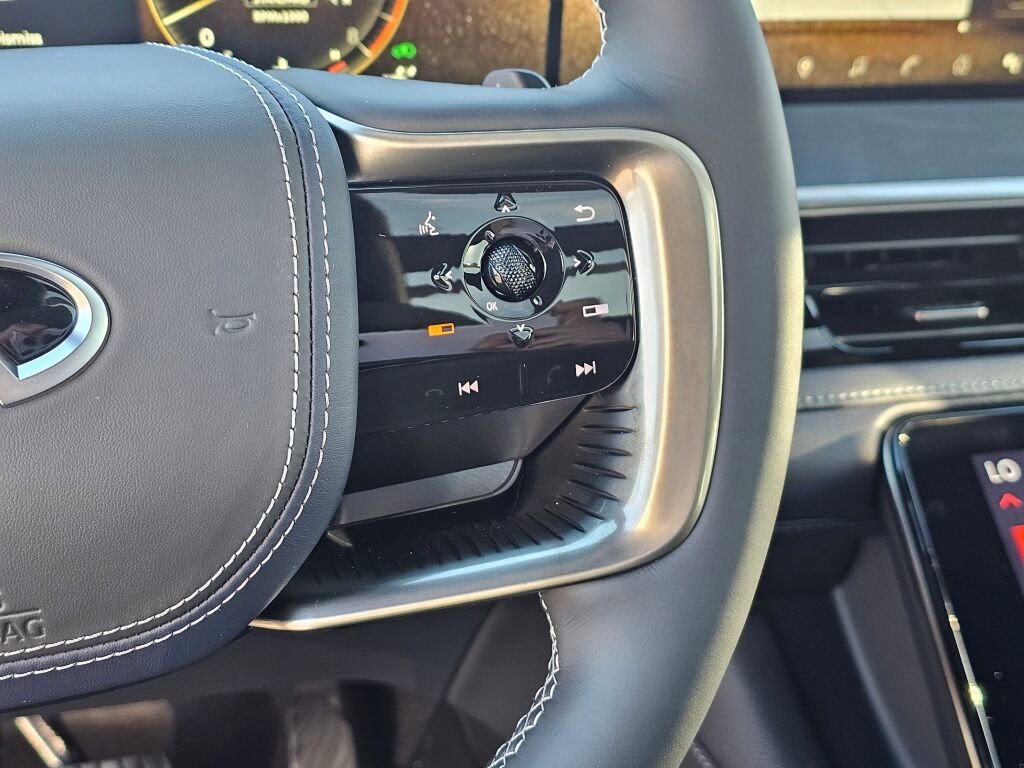 New 2026 INFINITI QX80 4WD image 33