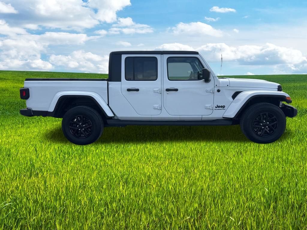 Used 2021 Jeep Gladiator Sport image 4