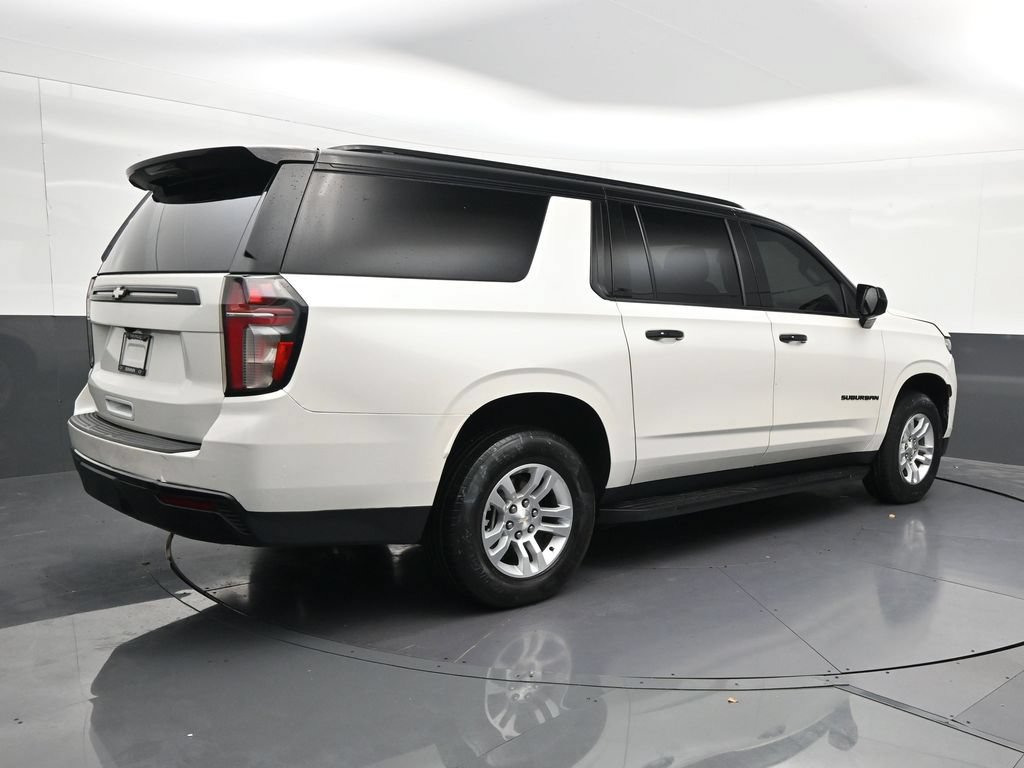 Used 2021 Chevrolet Suburban LS RWD image 5