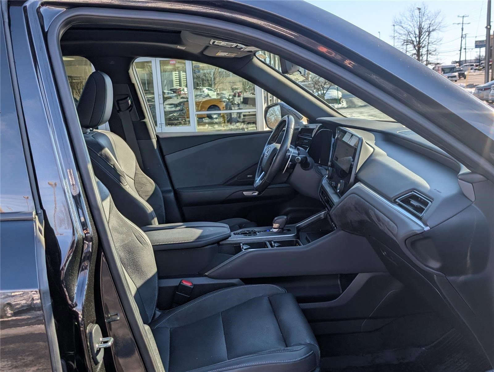 Used 2024 Lexus TX 350 AWD image 11