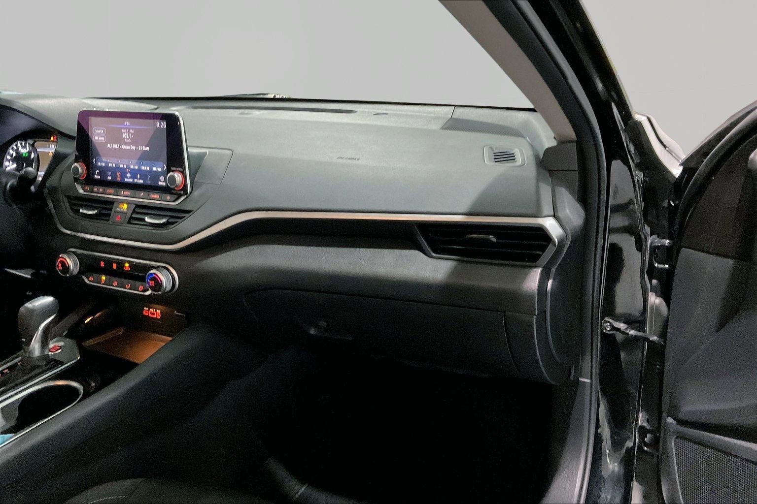 Used 2021 Nissan Altima 2.5 SV FWD image 26